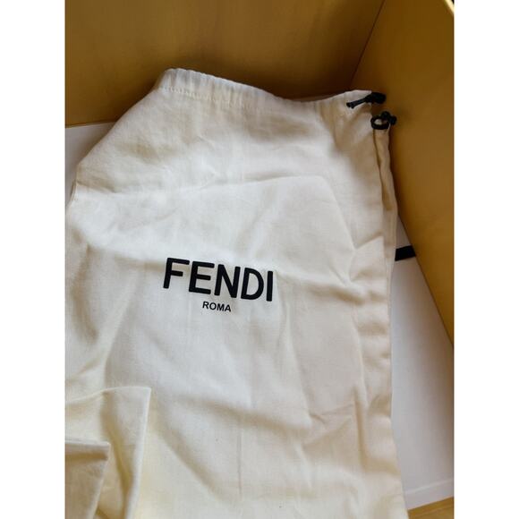 Size 8UK/9US - Fendi Vitello Logo Leather High Top? Worn 1X/Retail $850!